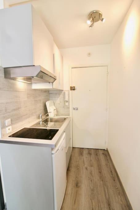 Port Tamaris, Le Troisieme Apartment La Seyne-sur-Mer Luaran gambar